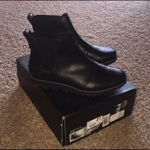Sorel Harlow Chelsea Black, 8.5